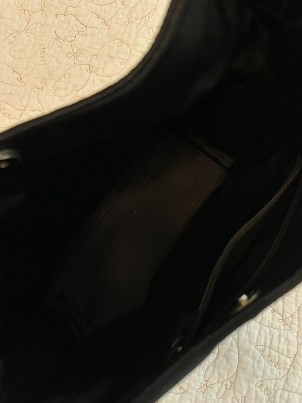 Vintage Y2K Gucci Black Shoulder Bag w/Silver Handle - Picture 11 of 16